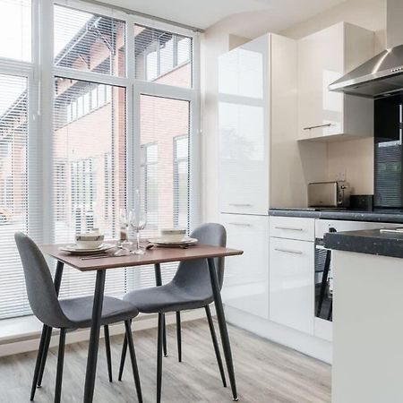 Bright 1 Bed Apartment Manchester - Sleeps 2 Luaran gambar